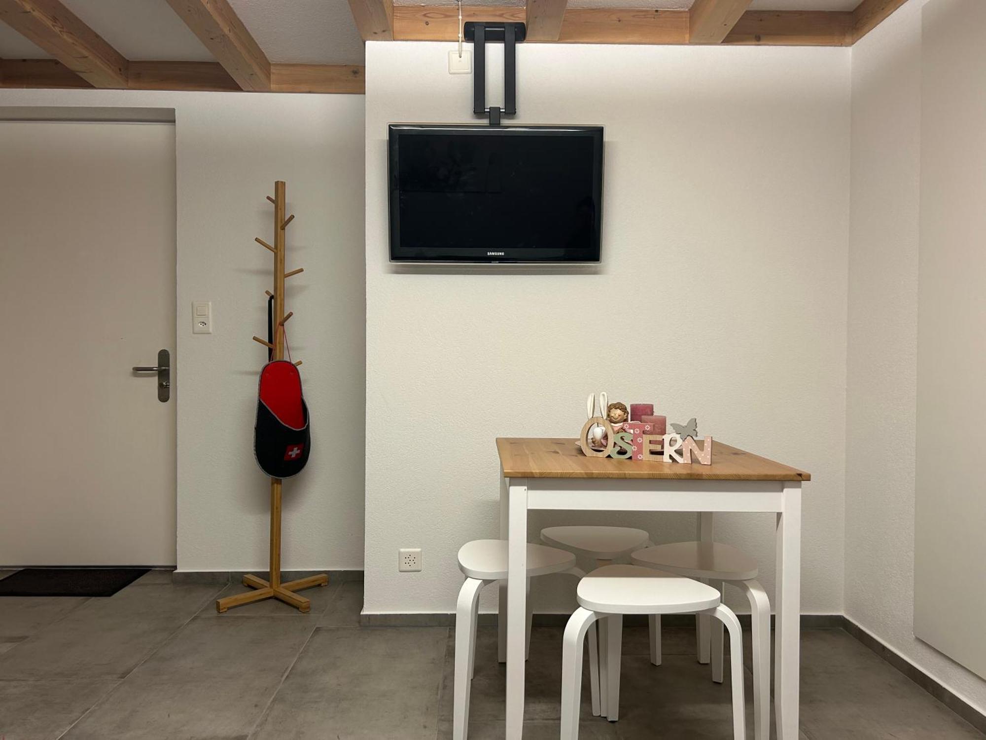 Wohnung Am Postweg Netstal Екстериор снимка