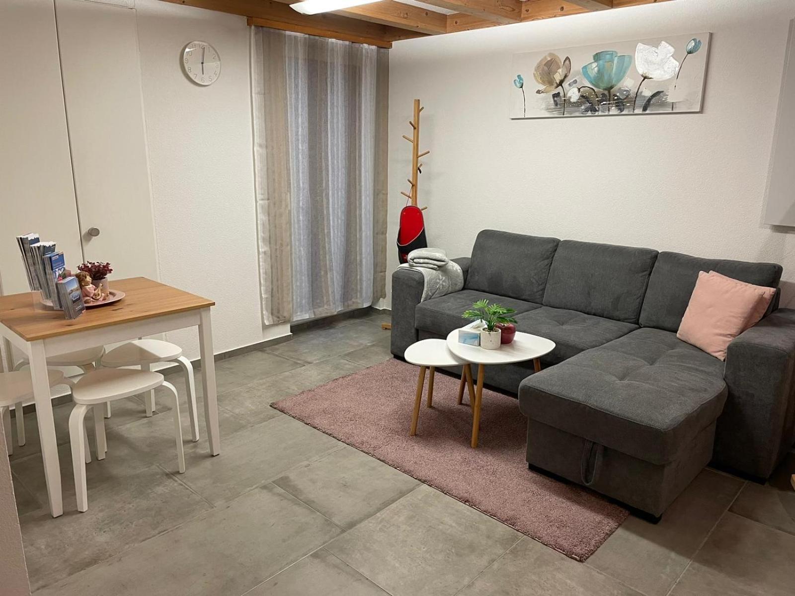 Wohnung Am Postweg Netstal Екстериор снимка